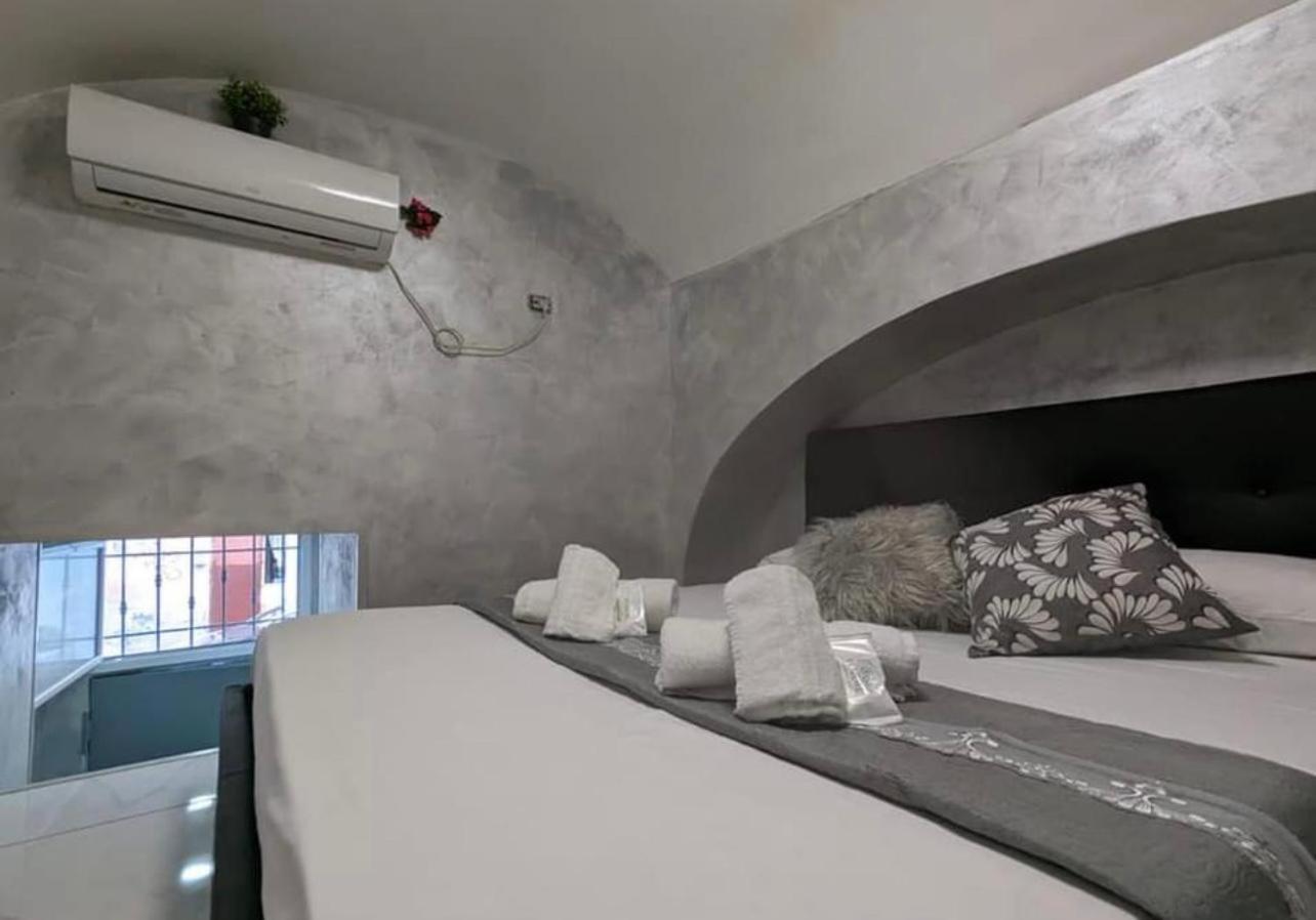 House Pavia Apartment Napoli Bagian luar foto